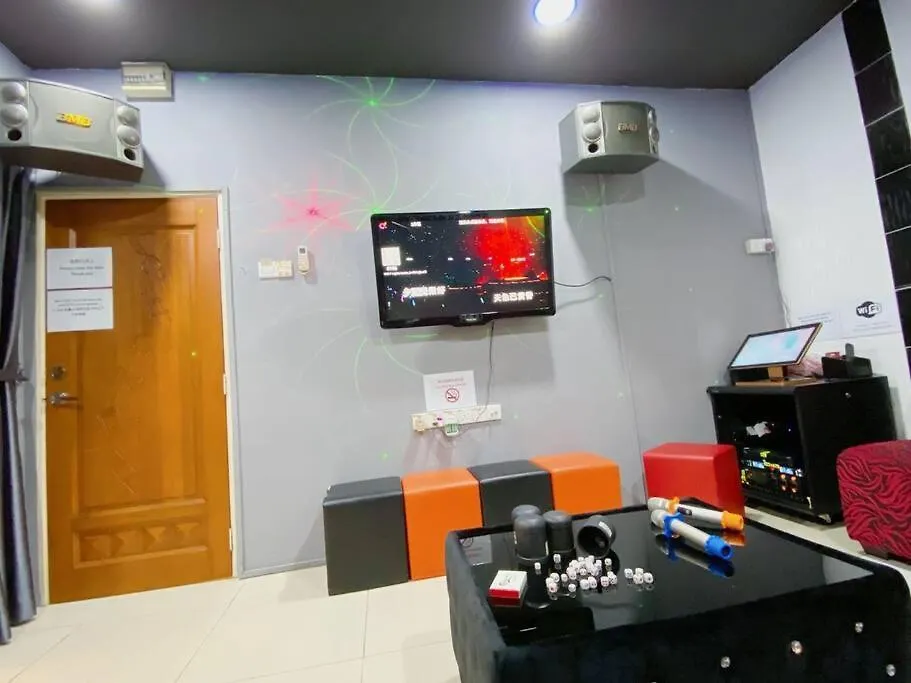 B02 Jb Family Gathering Taman Istimewa Pandan Daya 7Br 20Pax Johor Bahru Holiday home