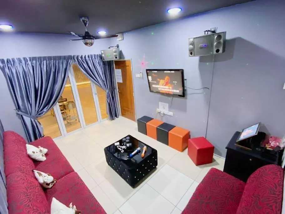 B02 Jb Family Gathering Taman Istimewa Pandan Daya 7Br 20Pax Johor Bahru 0*,
