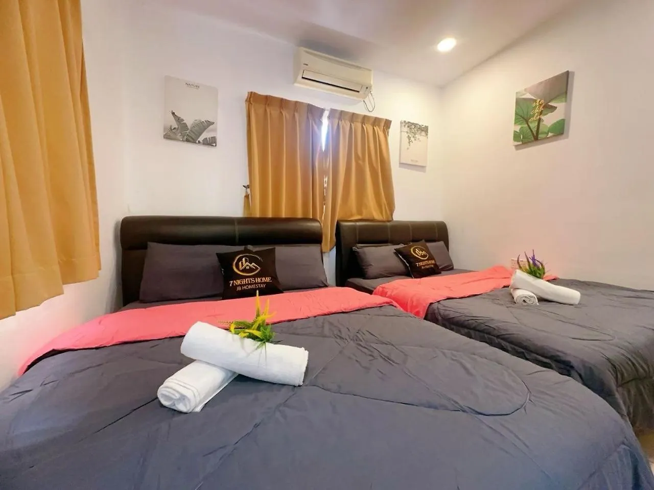 B02 Jb Family Gathering Taman Istimewa Pandan Daya 7Br 20Pax Johor Bahru Holiday home